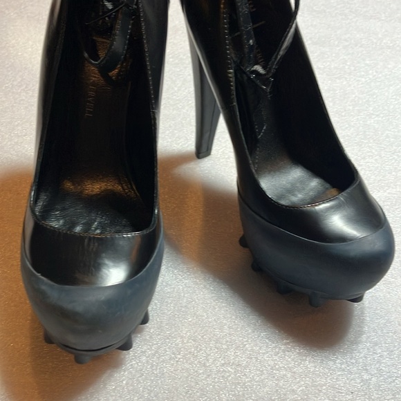 Aldo lug sole platform pumps. Rise by Patrik Ervell. - Picture 6 of 6